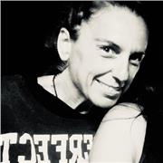 Sono una docente di francese laureata in lingue e letterature straniere